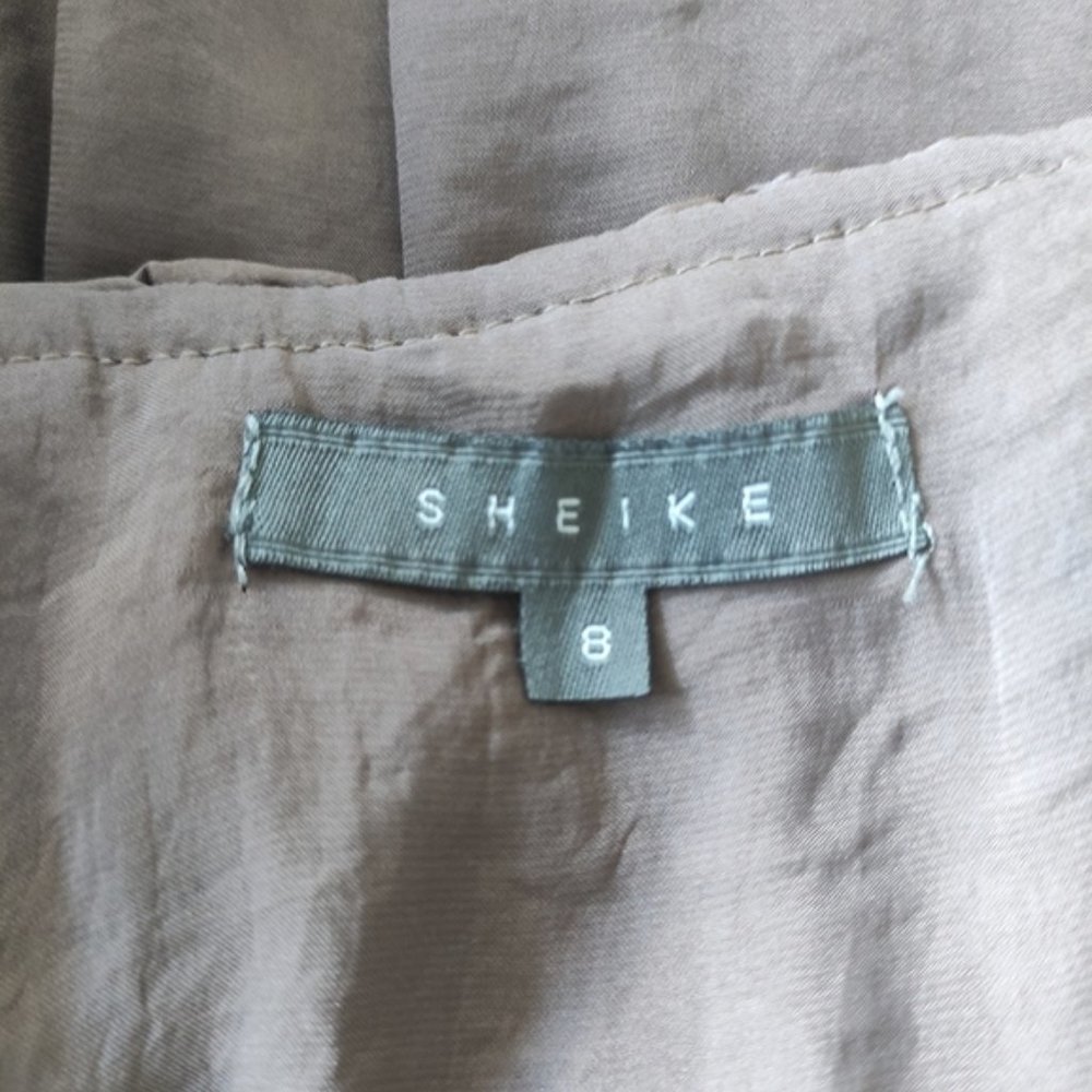 Sheike sleeveless pleated front frill chest top